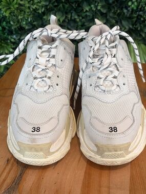 Balenciaga Cream/White Chunky Sneakers